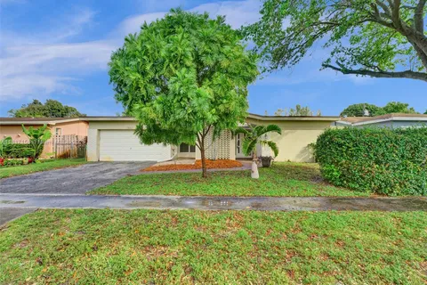 7231 NW 20th St, Sunrise FL 33313