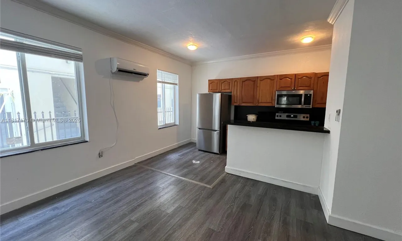 7920 Harding Ave # 1, Miami Beach FL 33141