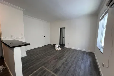 7920 Harding Ave # 1, Miami Beach FL 33141