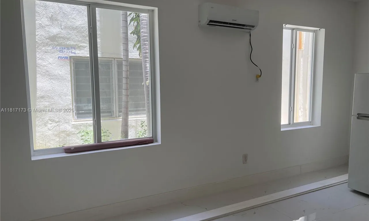 7920 Harding Ave # 4, Miami Beach FL 33141