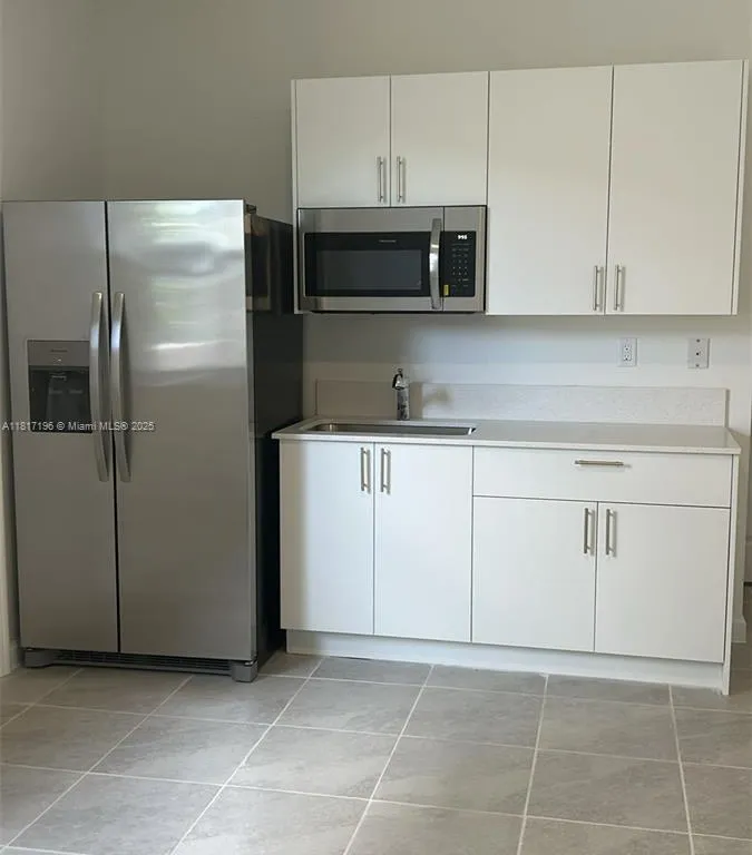 18600 SW 136th Ct # 2, Miami FL 33177