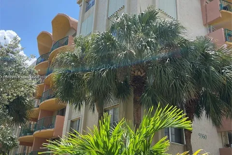 9350 Fontainebleau Blvd # 609, Miami FL 33172