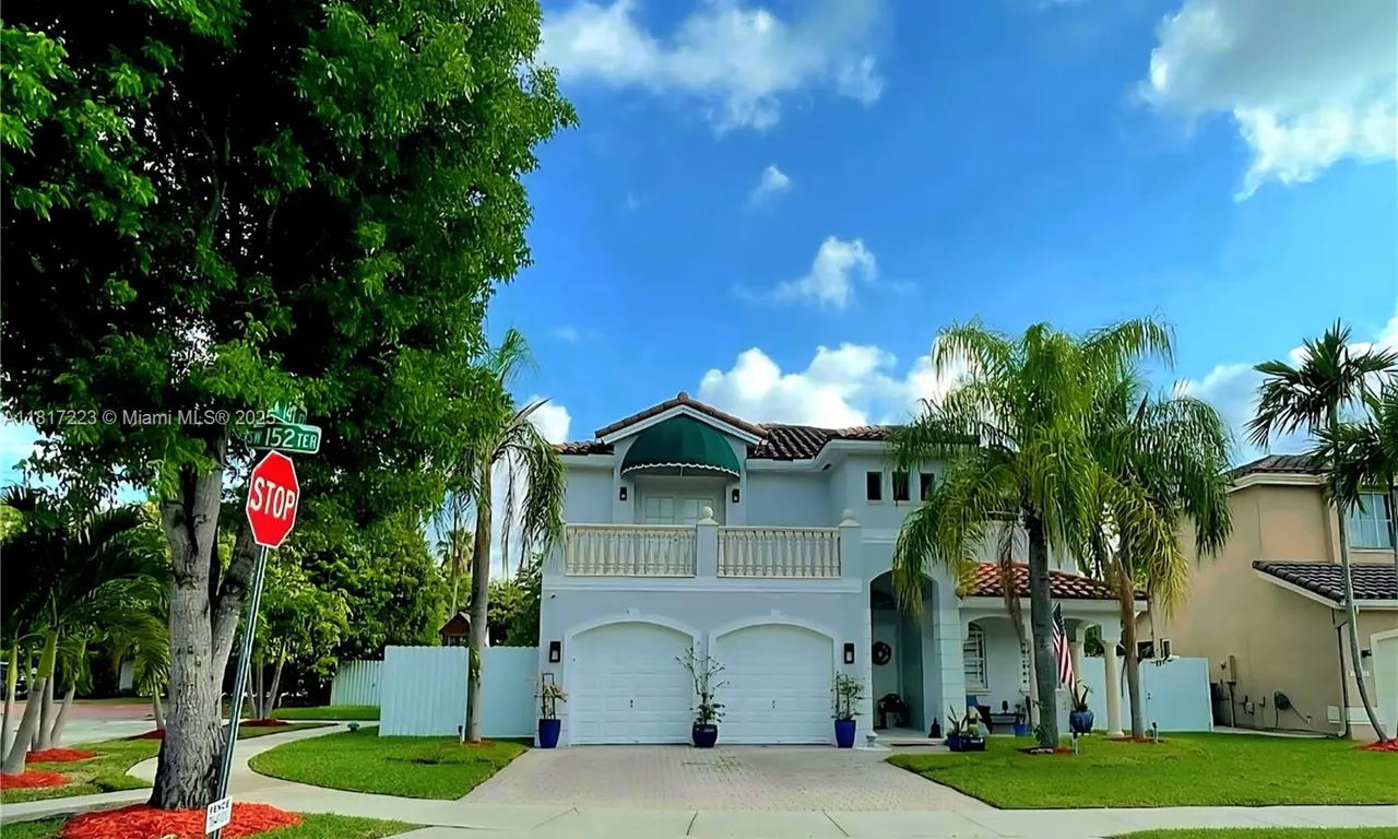 14121 SW 152nd Ter, Miami FL 33177