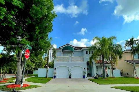 14121 SW 152nd Ter, Miami FL 33177