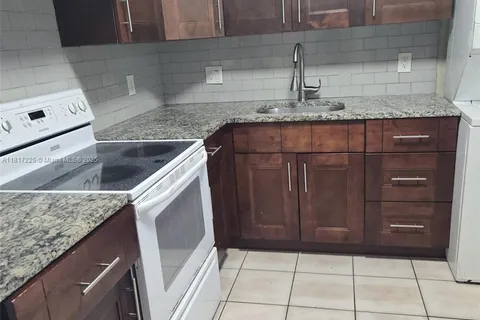 9203 NW 38th Dr # 9, Coral Springs FL 33065