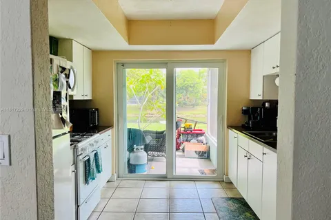 8106 NW 21st Ct, Sunrise FL 33322