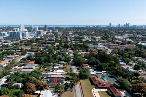 2455 Monroe St # 2455, Hollywood FL 33020