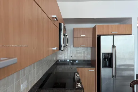 350 S Miami Ave # 3707, Miami FL 33130