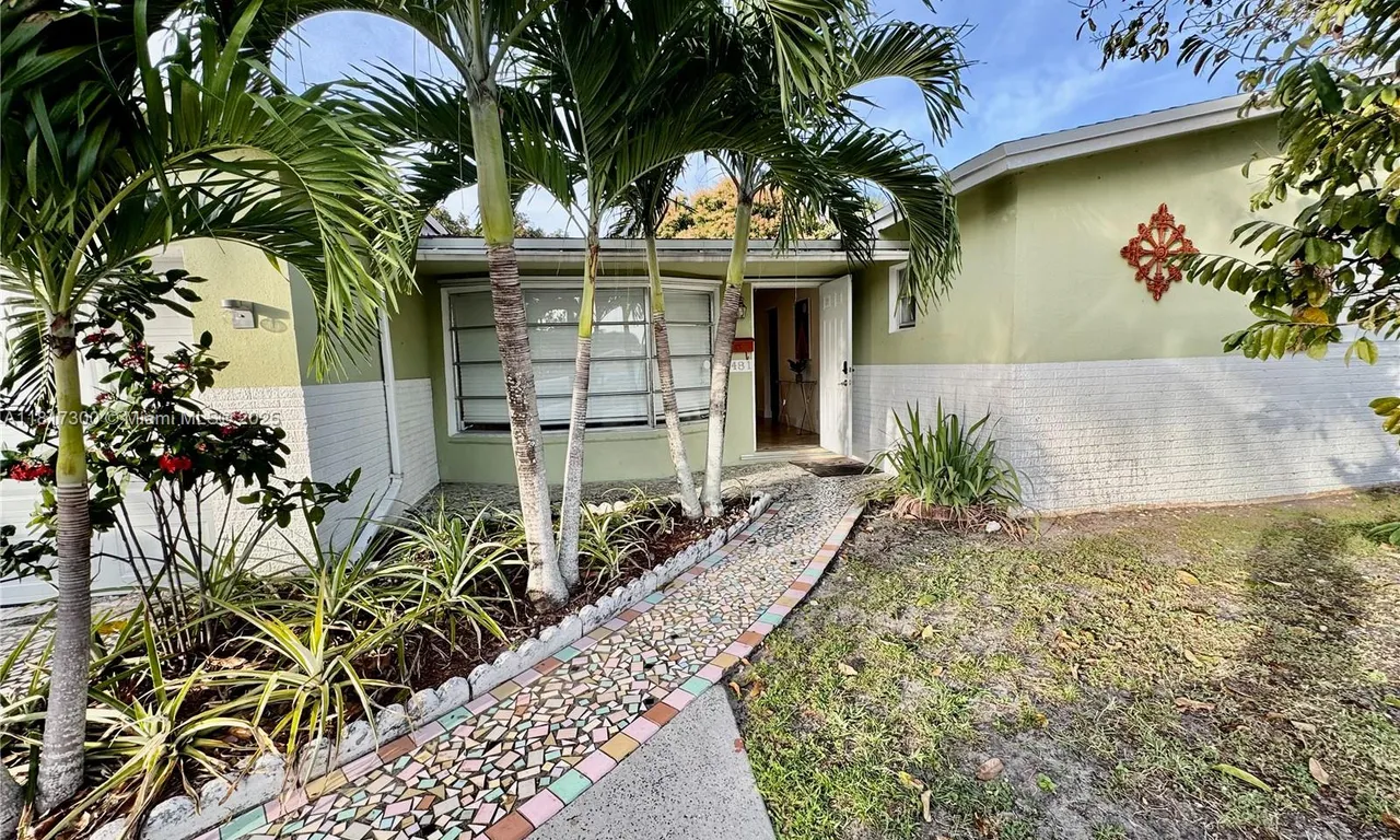 6481 Kimberly Blvd, North Lauderdale FL 33068