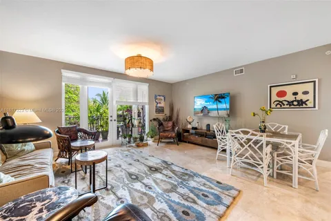 3540 Main Hwy # 308, Miami FL 33133