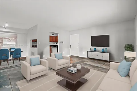 3083 N Oakland Forest Dr # 206, Oakland Park FL 33309