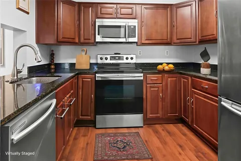 3083 N Oakland Forest Dr # 206, Oakland Park FL 33309