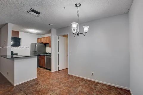 28 Crossings Cir, Boynton Beach FL 33435