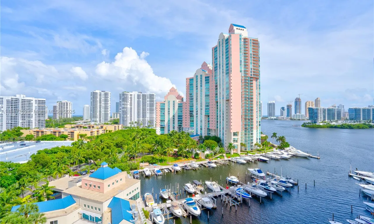 3340 NE 190 ST # 1204, Aventura FL 33180