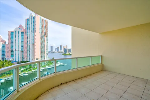 3340 NE 190 ST # 1204, Aventura FL 33180