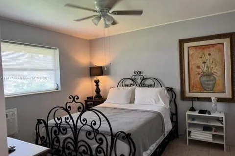 2241 Monroe St # 11, Hollywood FL 33020