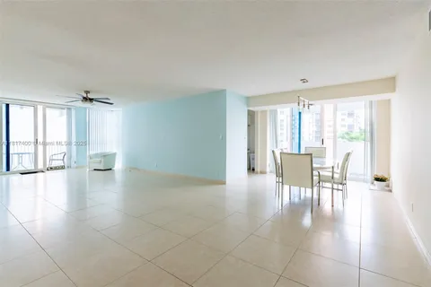 1360 S Ocean Blvd # 304, Pompano Beach FL 33062