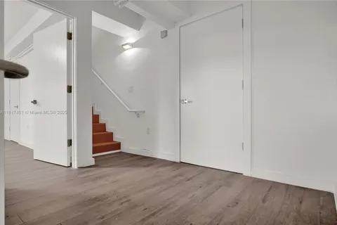 4332 Collins Ave # 204, Miami Beach FL 33140