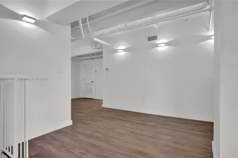 4332 Collins Ave # 204, Miami Beach FL 33140