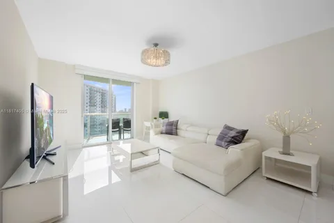 19370 Collins Ave # 916, Sunny Isles Beach FL 33160