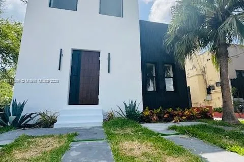 905 SW 13th Ct # 4, Miami FL 33135