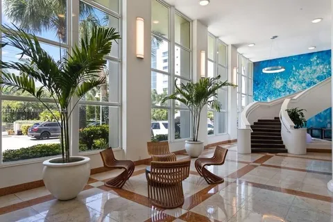 10350 W Bay Harbor Dr # 5L, Bay Harbor Islands FL 33154