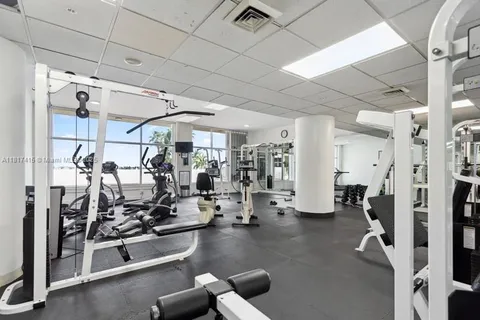 10350 W Bay Harbor Dr # 5L, Bay Harbor Islands FL 33154