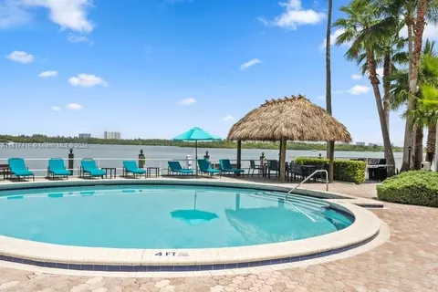 10350 W Bay Harbor Dr # 5L, Bay Harbor Islands FL 33154