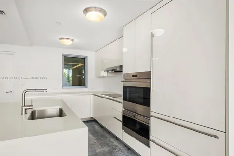 1201 20th St # 310, Miami Beach FL 33139