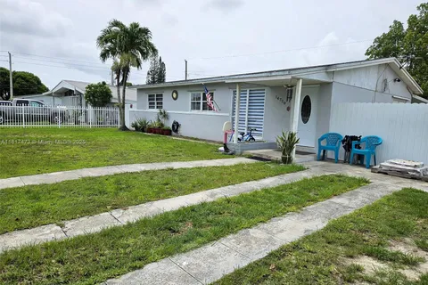 14720 SW 301st St, Homestead FL 33033