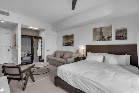 601 NE 1 st # 5010, Miami FL 33132