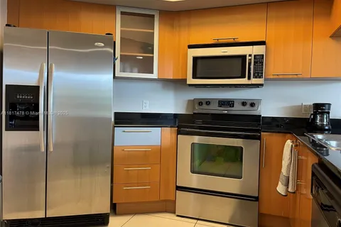 1750 N Bayshore Dr # 1414, Miami FL 33132
