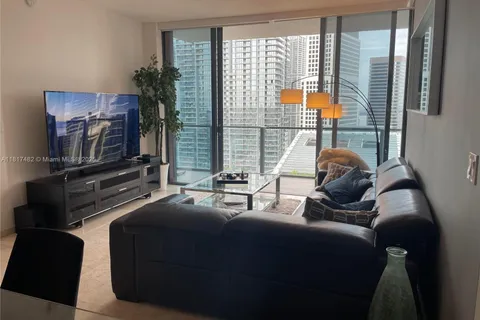 88 SW 7th St # 2209, Miami FL 33130