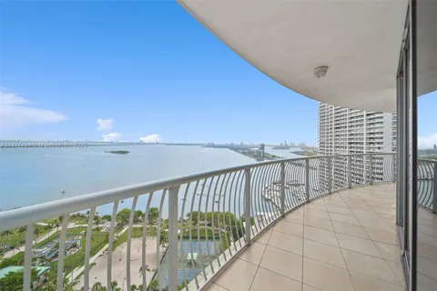 1750 N Bayshore Dr # 2701, Miami FL 33132