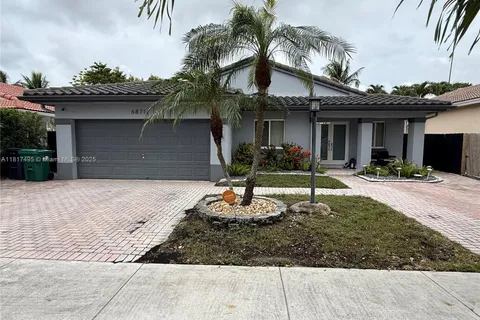 6871 SW 159th Pl, Miami FL 33193
