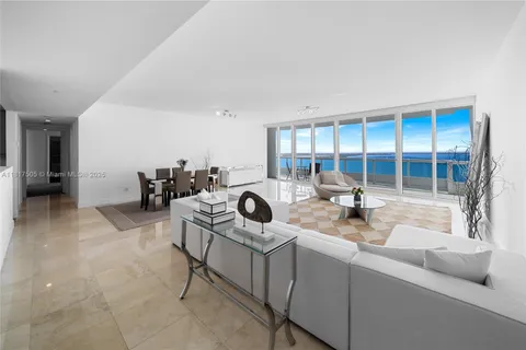 1643 Brickell Ave # 2203, Miami FL 33129