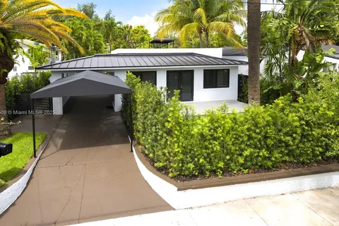 326 SW 20th Rd, Miami FL 33129