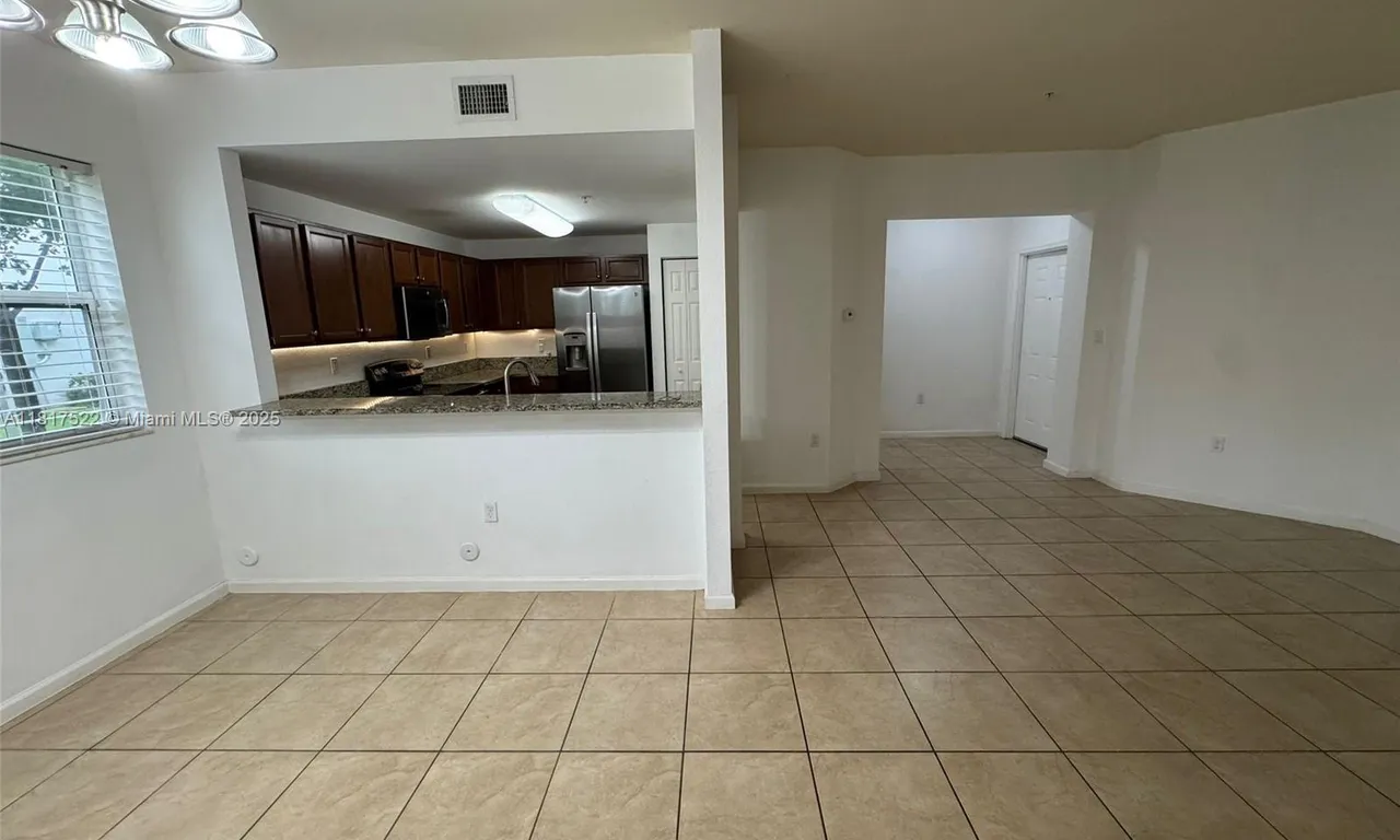 8620 NW 97th Ave # 108, Doral FL 33178
