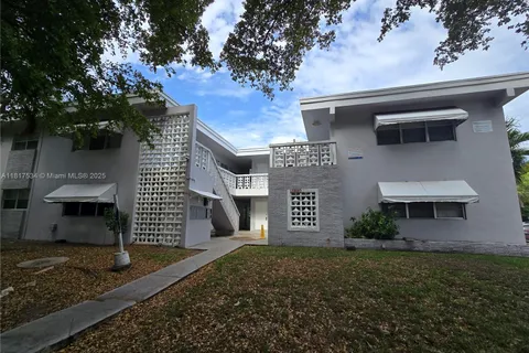 16890 NE 21st Ave # 3, North Miami Beach FL 33162