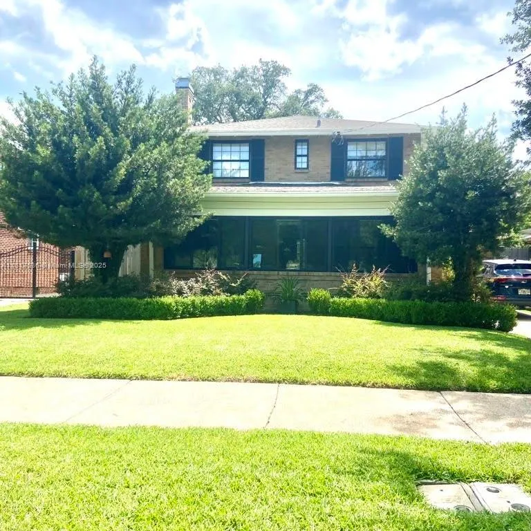 1270 Windsor Place, Jacksonville FL 32205