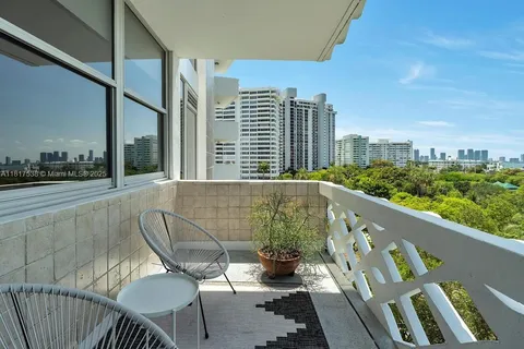 20 Island Ave # 605, Miami Beach FL 33139