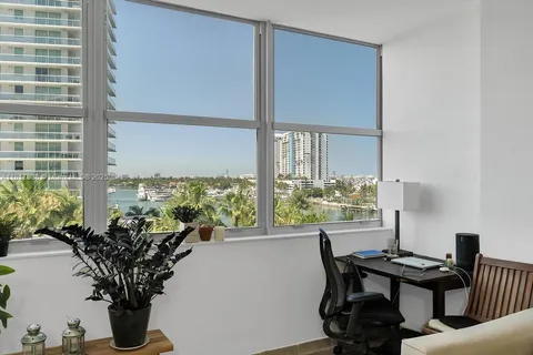20 Island Ave # 605, Miami Beach FL 33139