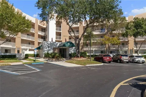 9575 Weldon Cir # C413, Tamarac FL 33321