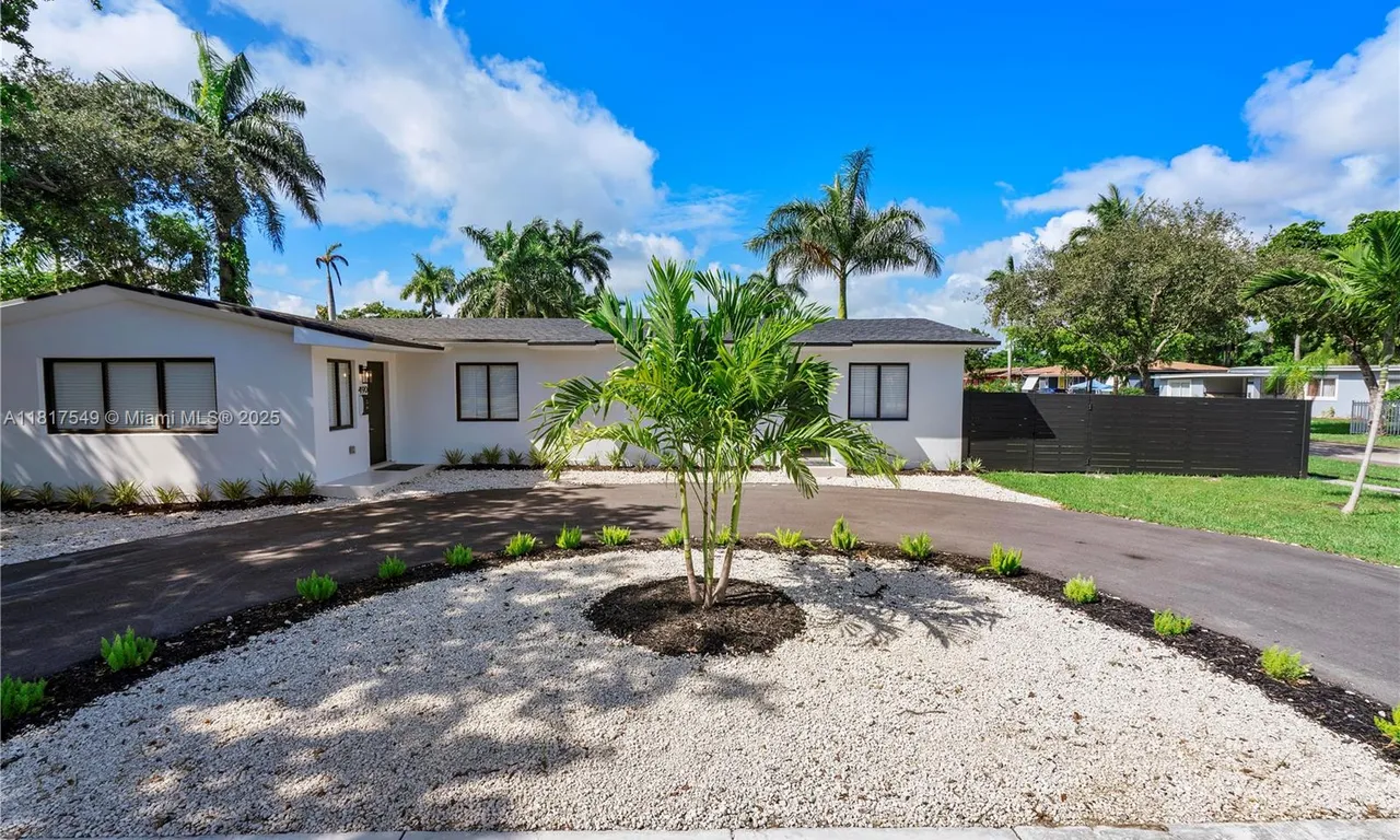 490 NE 141st St # 490, North Miami FL 33161