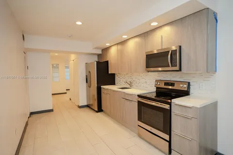 901 Euclid Ave # 11, Miami Beach FL 33139
