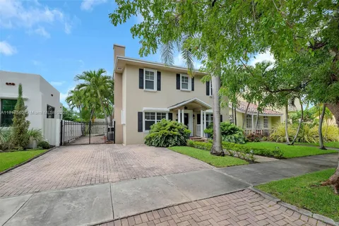 1432 SW 11th St, Miami FL 33135