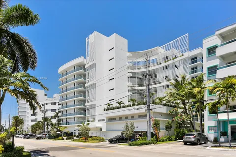 9821 E Bay Harbor Dr # 902, Bay Harbor Islands FL 33154