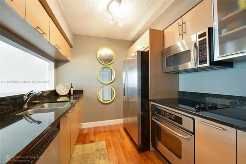 31 SE 5 St # 2903, Miami FL 33131