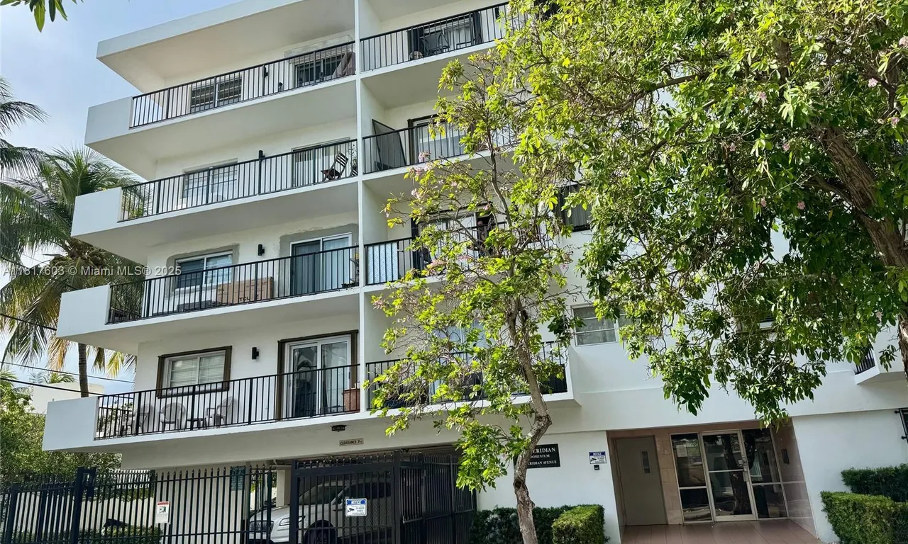 1900 Meridian Ave # 301, Miami Beach FL 33139