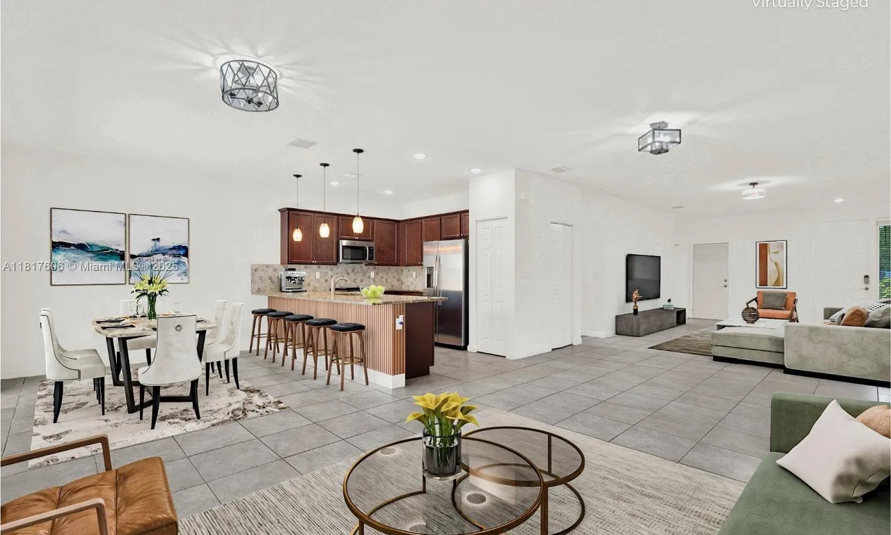 279 SE 31st Ter, Homestead FL 33033